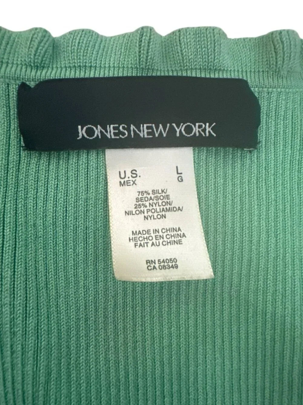 Jones New York Top Shirt L Green Ribbed Short Sleeve Silk Blend Ruffle Sleeve